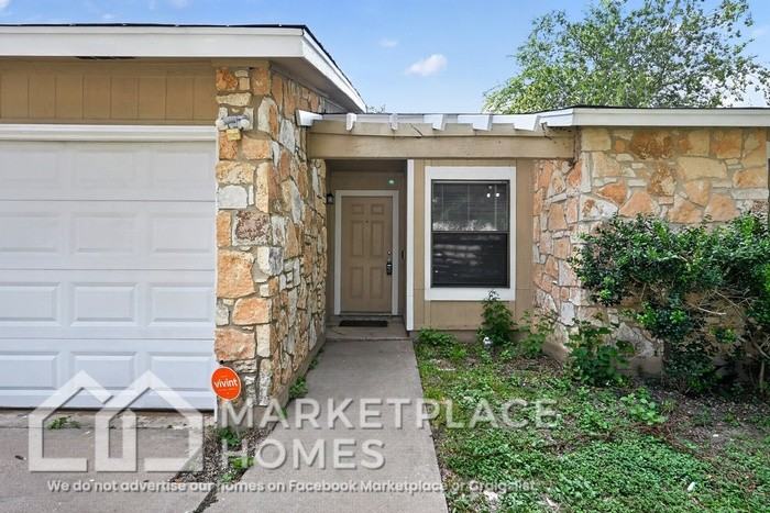 1707 Provident Ln - Photo 3 of 33