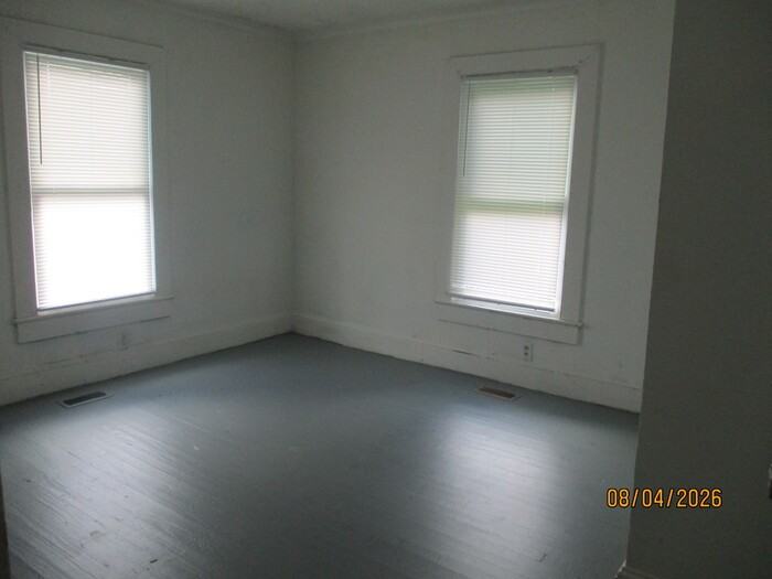 3924 Rock Hill Church Rd - Photo 5 of 10