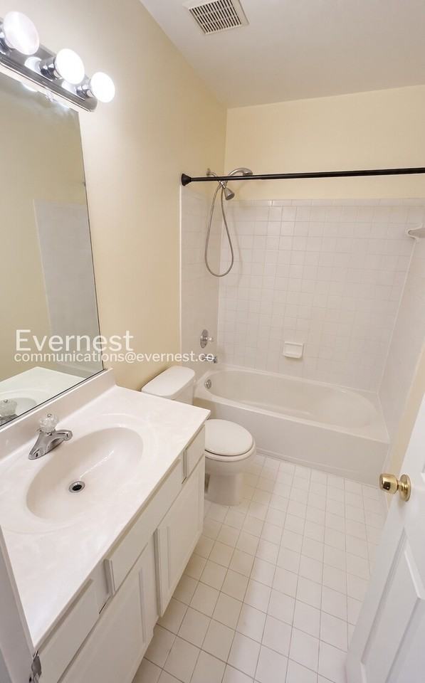 9306 Hedgeford St - Photo 7 of 11