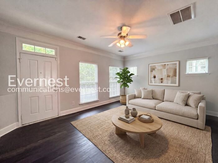 7023 Sunnywood Dr - Photo 3 of 26