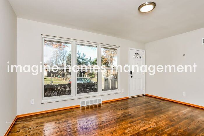 9252 Citadel Ct - Photo 4 of 19