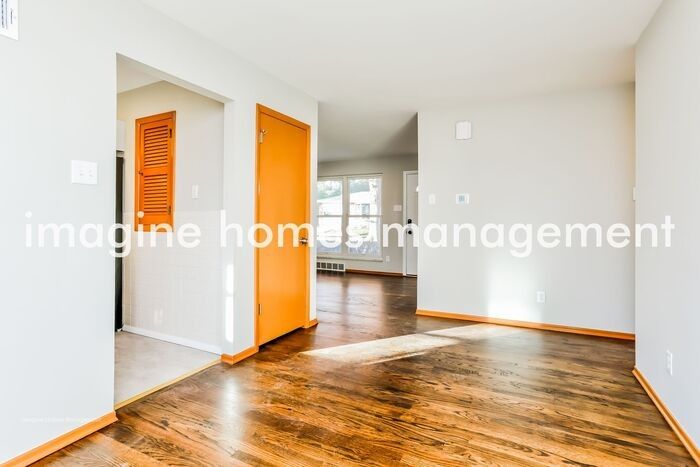 9252 Citadel Ct - Photo 6 of 19