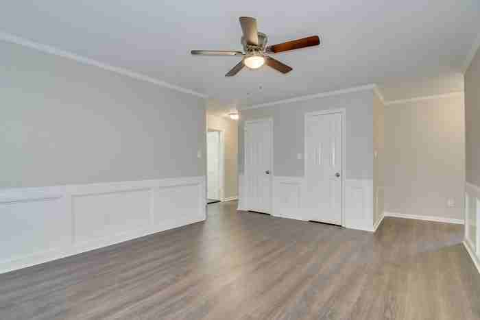 357 Forest Ct - Photo 5 of 16