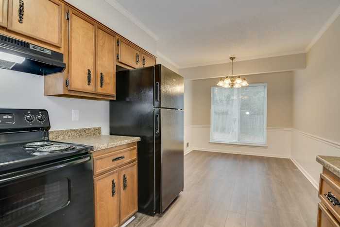 357 Forest Ct - Photo 7 of 16