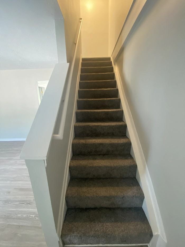 2606 Crisnic Ct - Photo 3 of 9