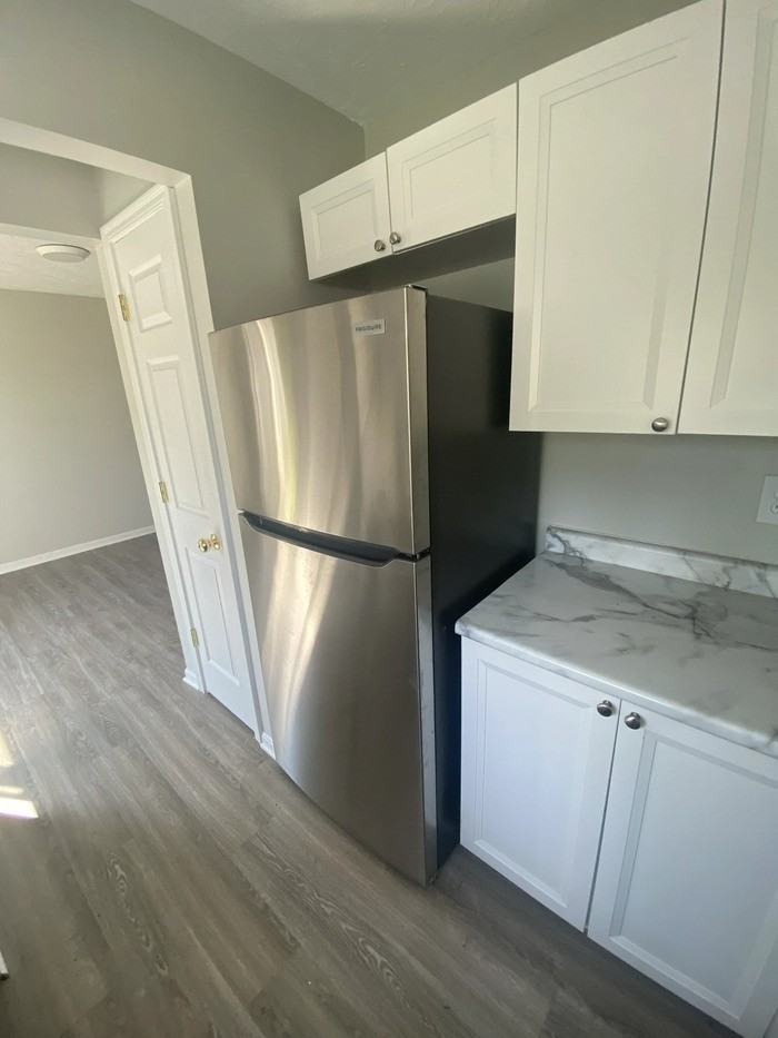 2606 Crisnic Ct - Photo 7 of 9