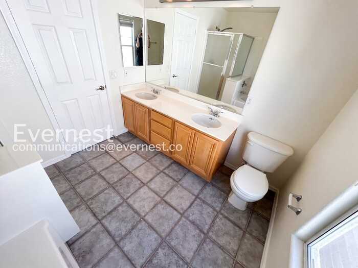 11221 Salentino Ave - Photo 7 of 21