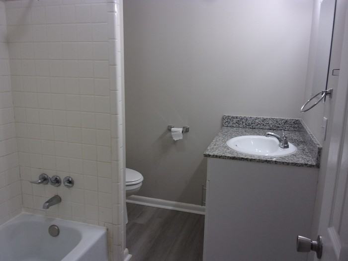1045 West Meadow Drive #B - Photo 6 of 10