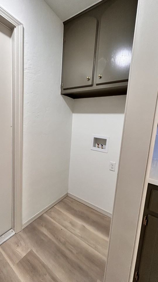 726 Garden Grv - Photo 7 of 30