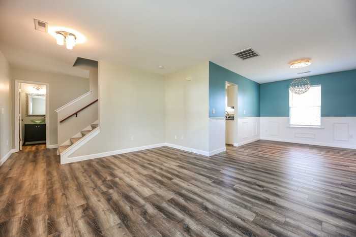 410 Revis Creek Ct - Photo 2 of 10