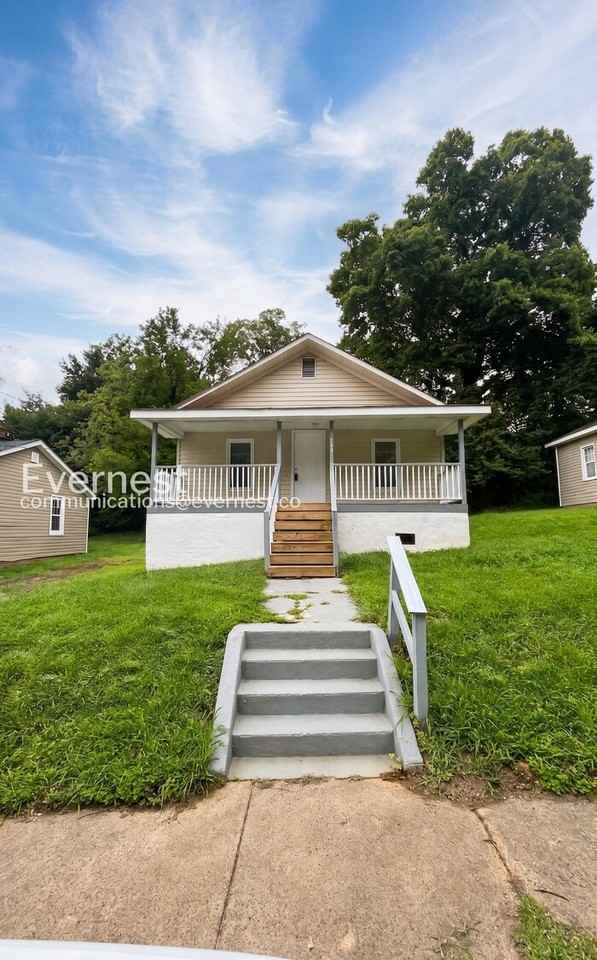 317 West Twenty-Third Street - Photo 2 of 18