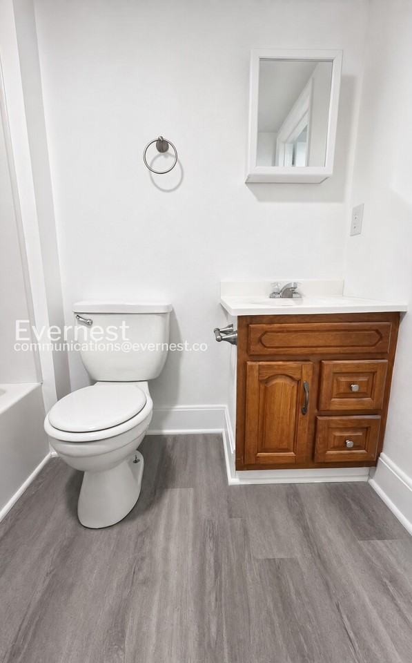 317 West Twenty-Third Street - Photo 7 of 18