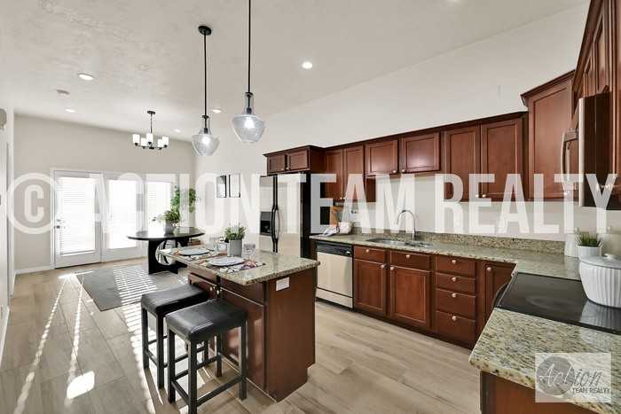 14848 Ox Cart Ln - Photo 6 of 31