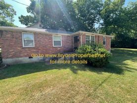 1915 Sweetbriar Ave #B - Photo 1 of 1