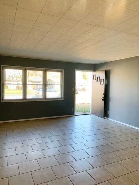 4125 Alberta St - Photo 3 of 10