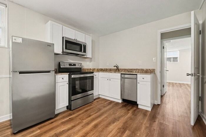 3676 Castle Rock Way #B - Photo 4 of 18
