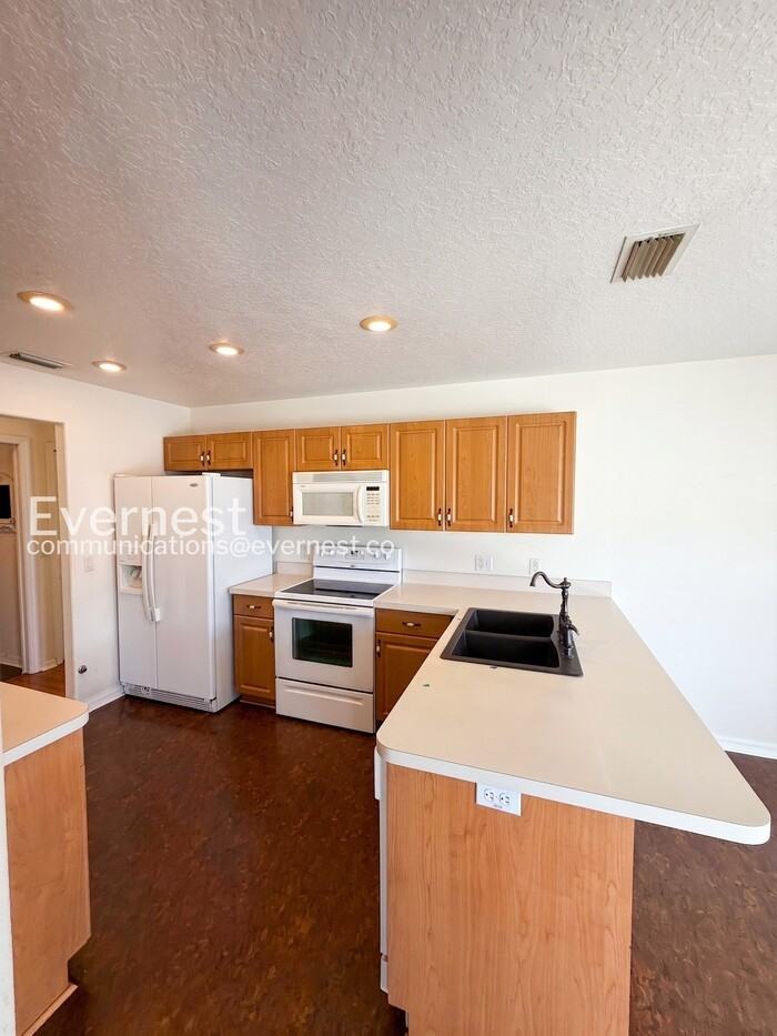 6930 Frascati Loop - Photo 5 of 26
