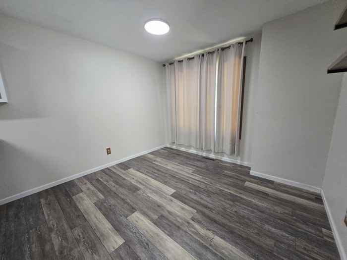 5093 W Elm Ct - Photo 4 of 23