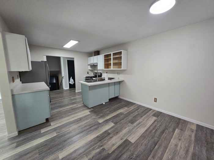 5093 W Elm Ct - Photo 6 of 23