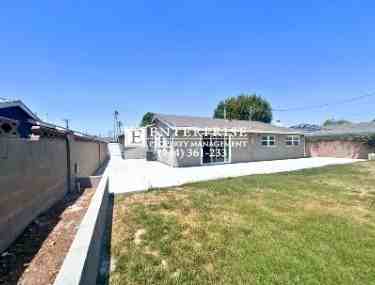 12172 Tunstall St - Photo 3 of 17