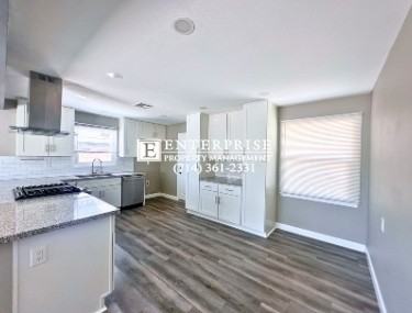12172 Tunstall St - Photo 6 of 17