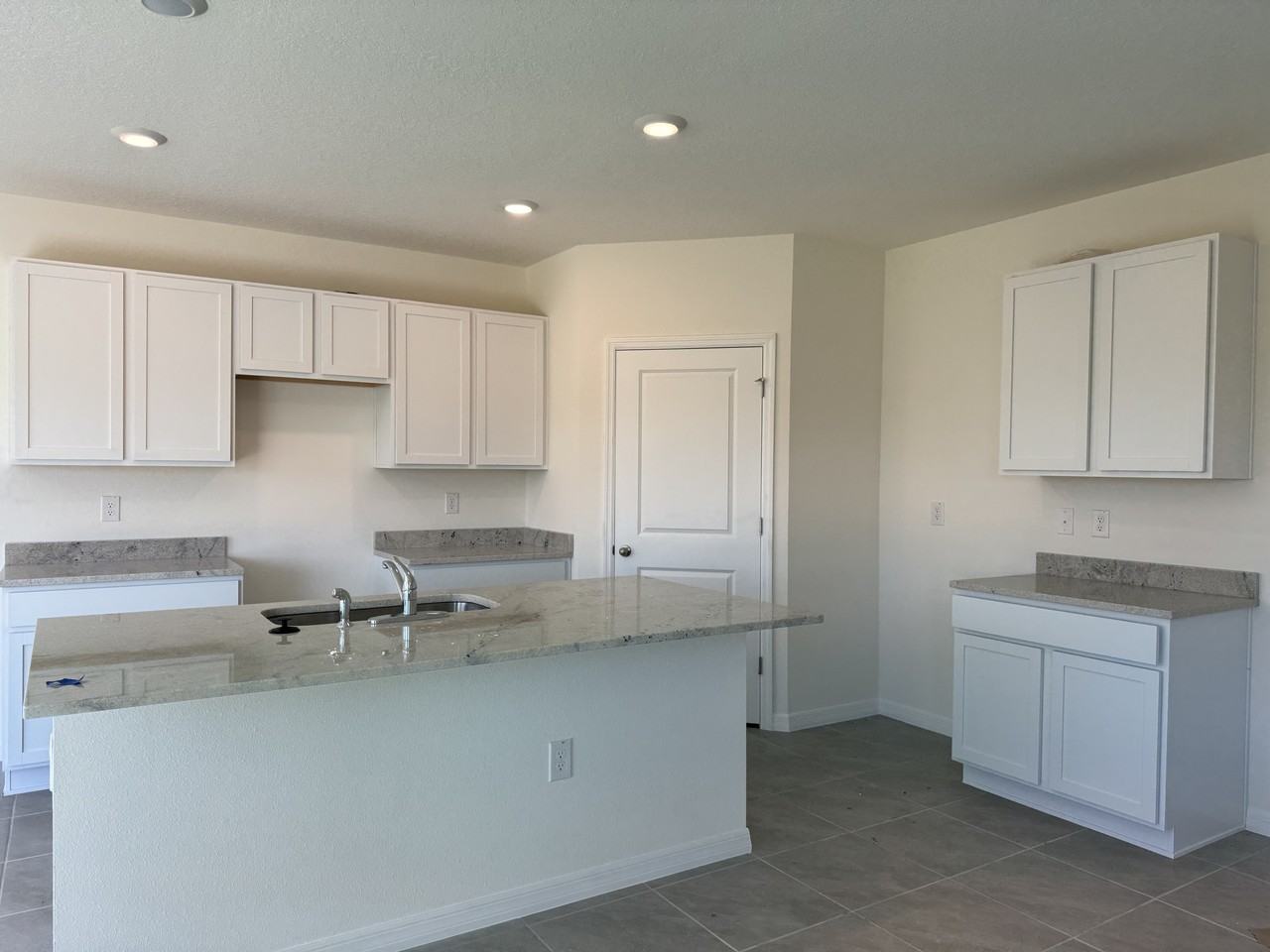 8285 Claw Glades Loop #NA - Photo 3 of 12