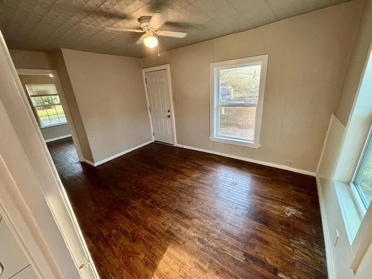 315 Ritchey St #NA - Photo 2 of 13