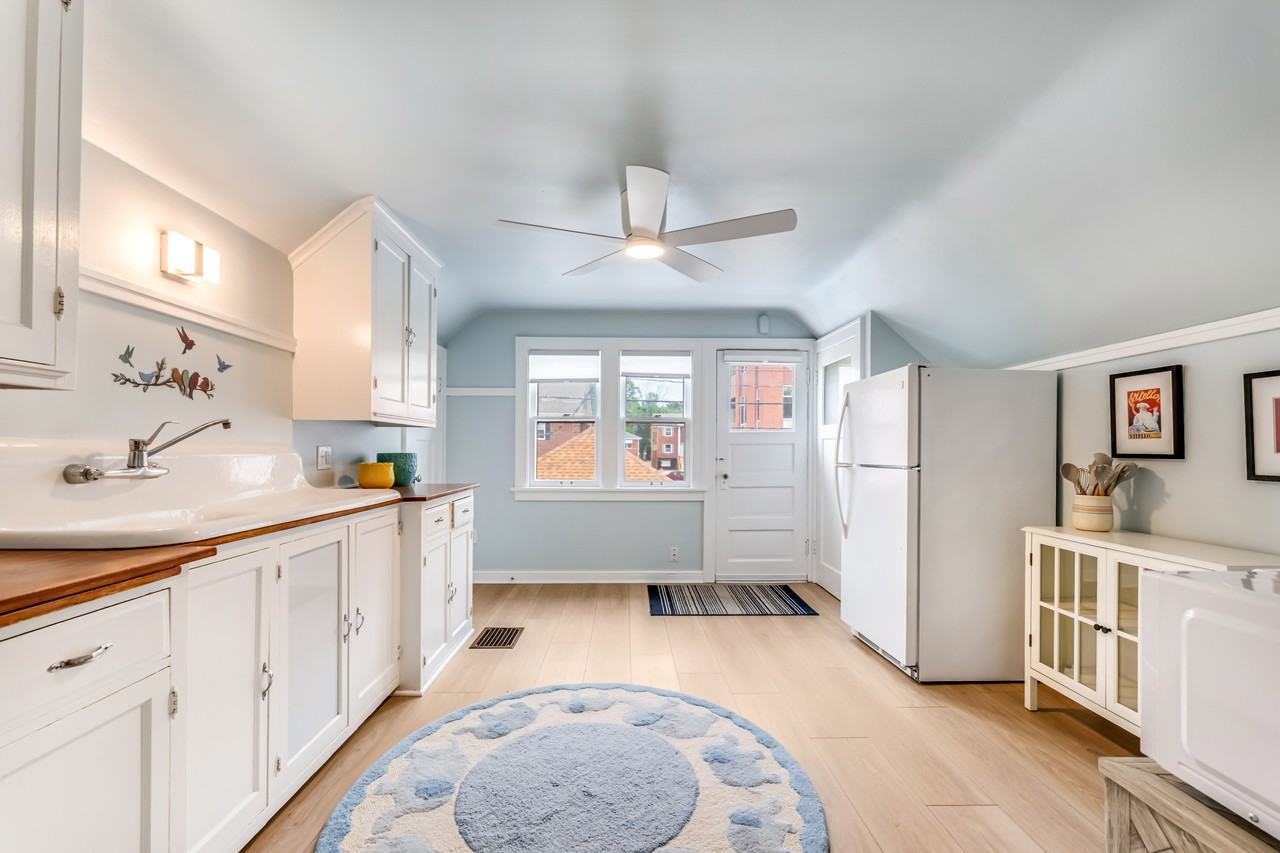 4532 N Bartlett Ave #A - Photo 5 of 10