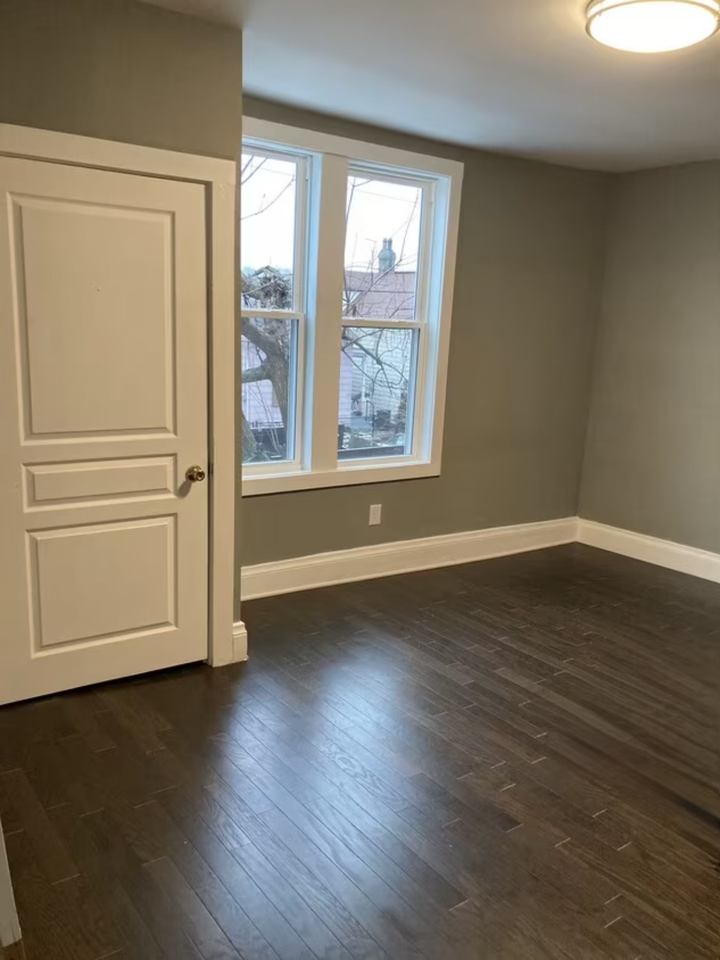 608 8th Ave #3 - Photo 2 of 5