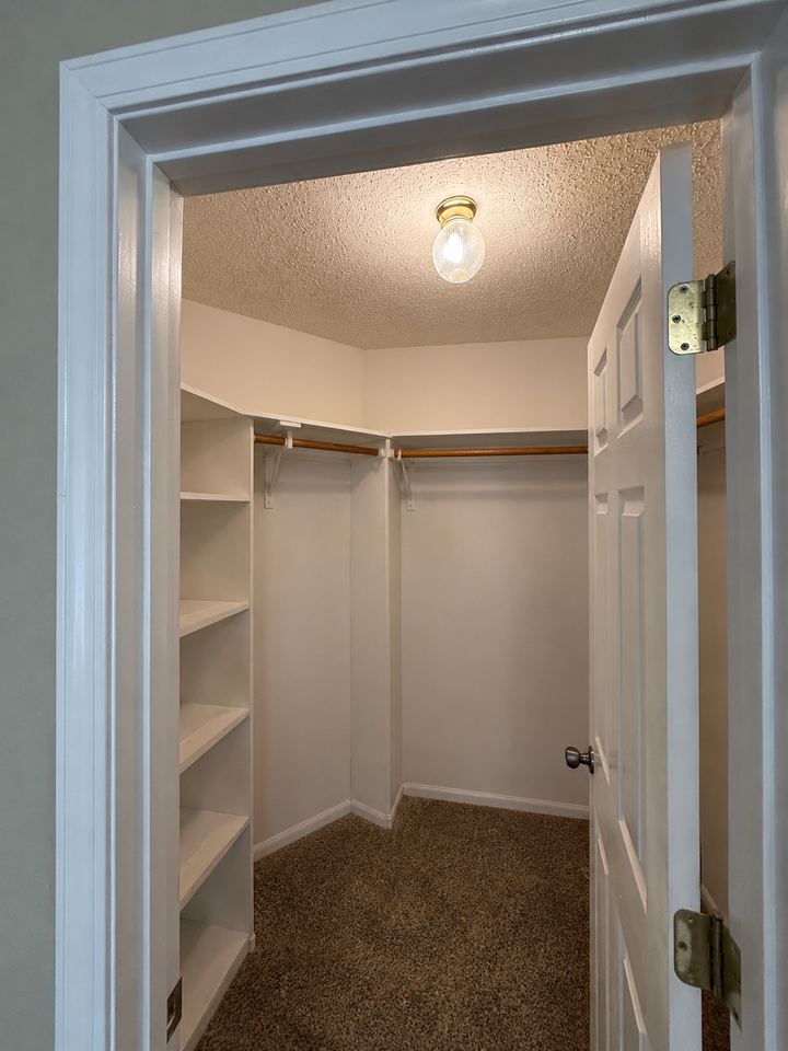 1658 N Saddlehorn Ave #1658-2B - Photo 2 of 11