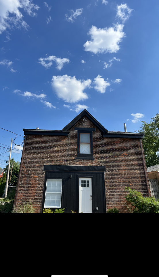 20 E 18th St #NA - Photo 5 of 12