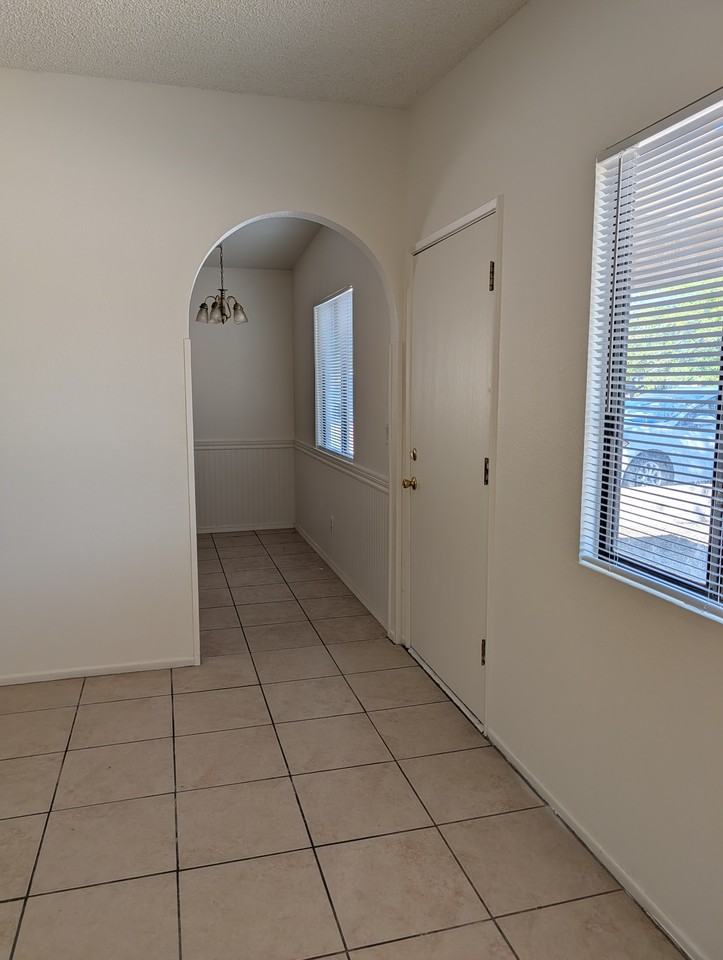 2125 Ashfork Ave #NA - Photo 4 of 18