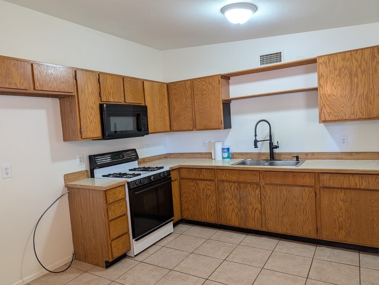2125 Ashfork Ave #NA - Photo 6 of 18