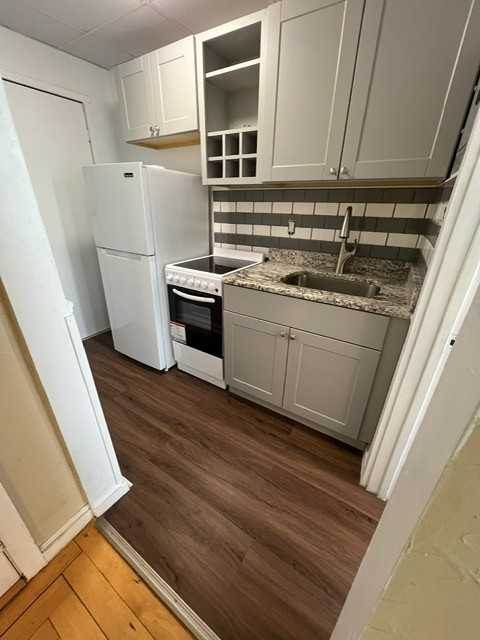 20 Coral Ave #10