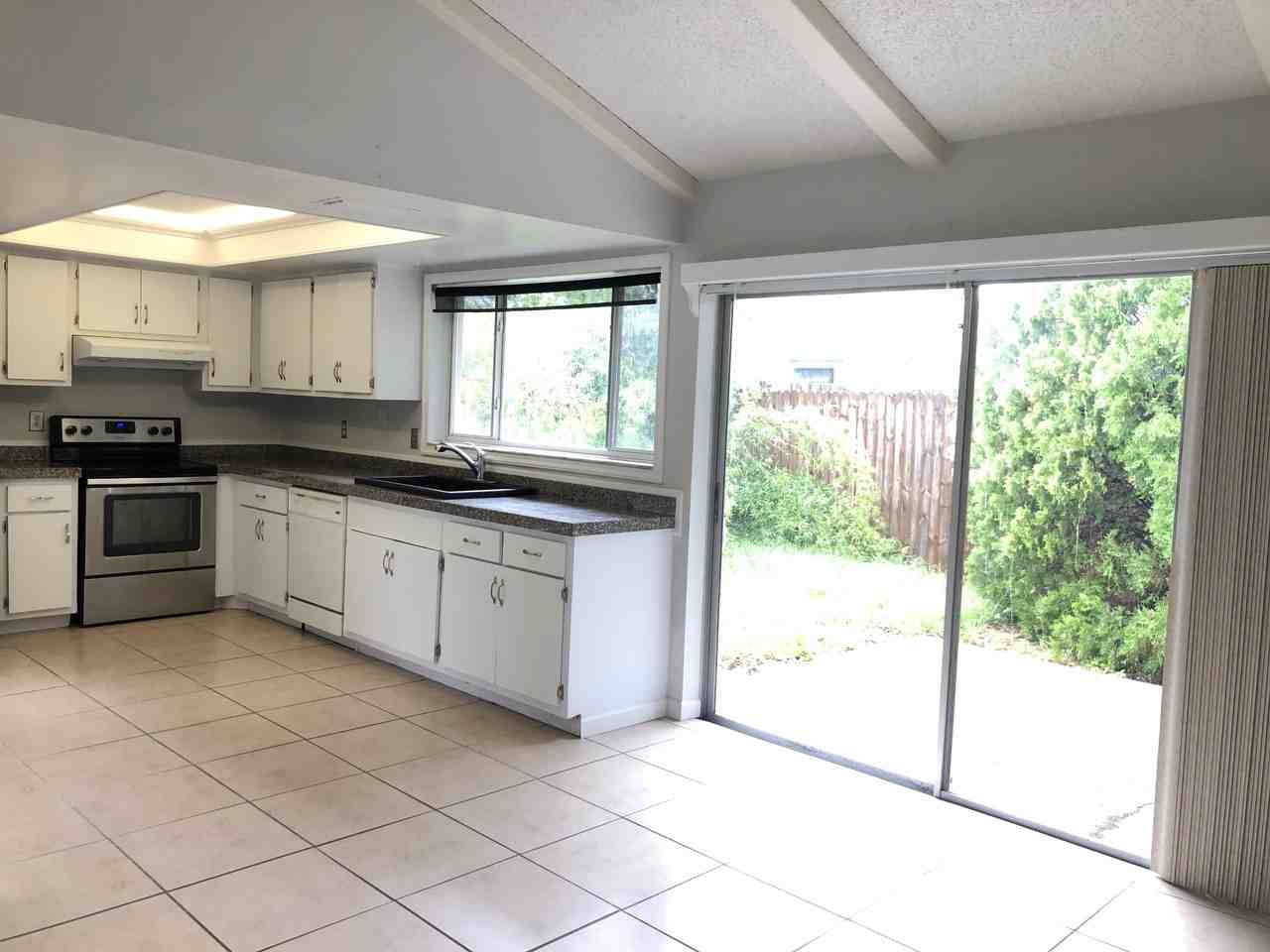2378 Covington Dr #NA - Photo 5 of 20