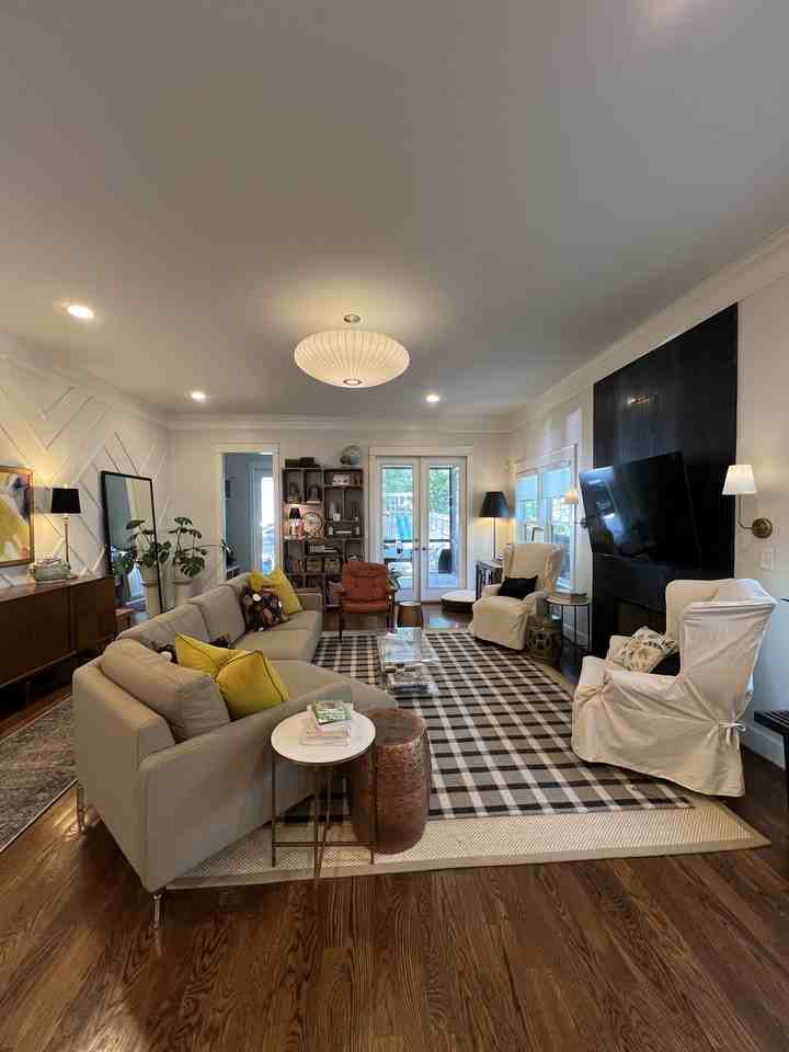 2526 Ashwood Ave #NA - Photo 3 of 13