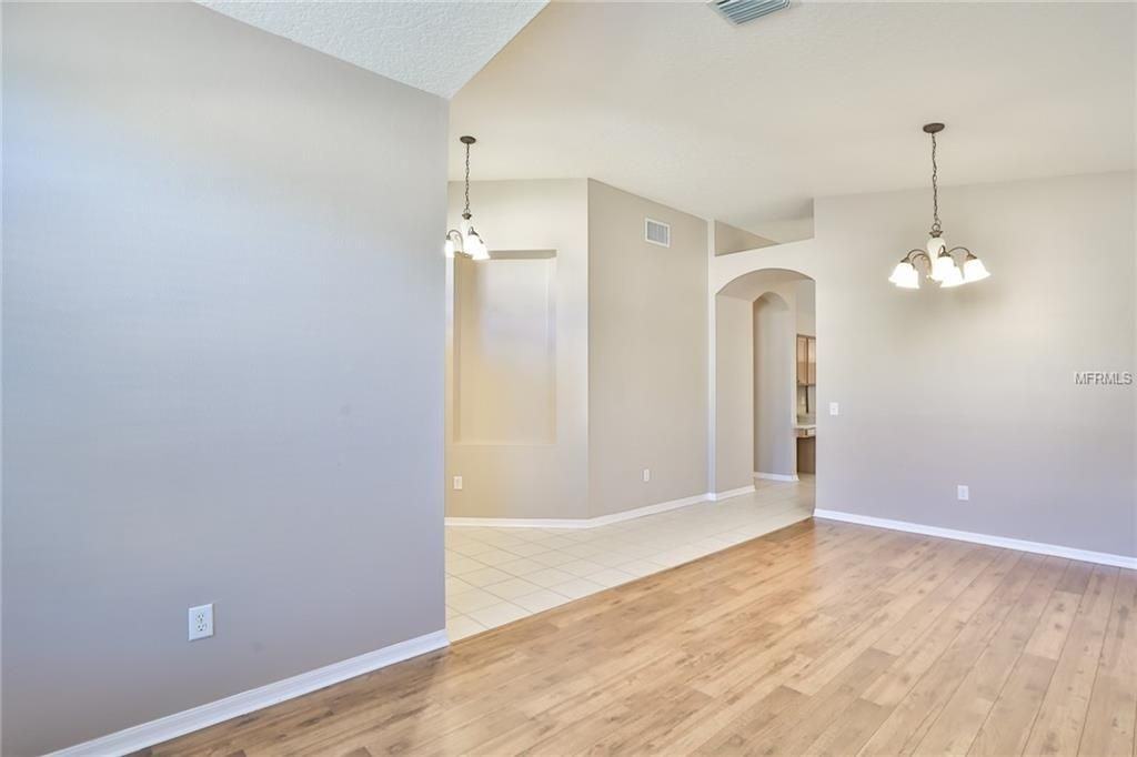 11107 Avery Oaks Dr #NA - Photo 2 of 13