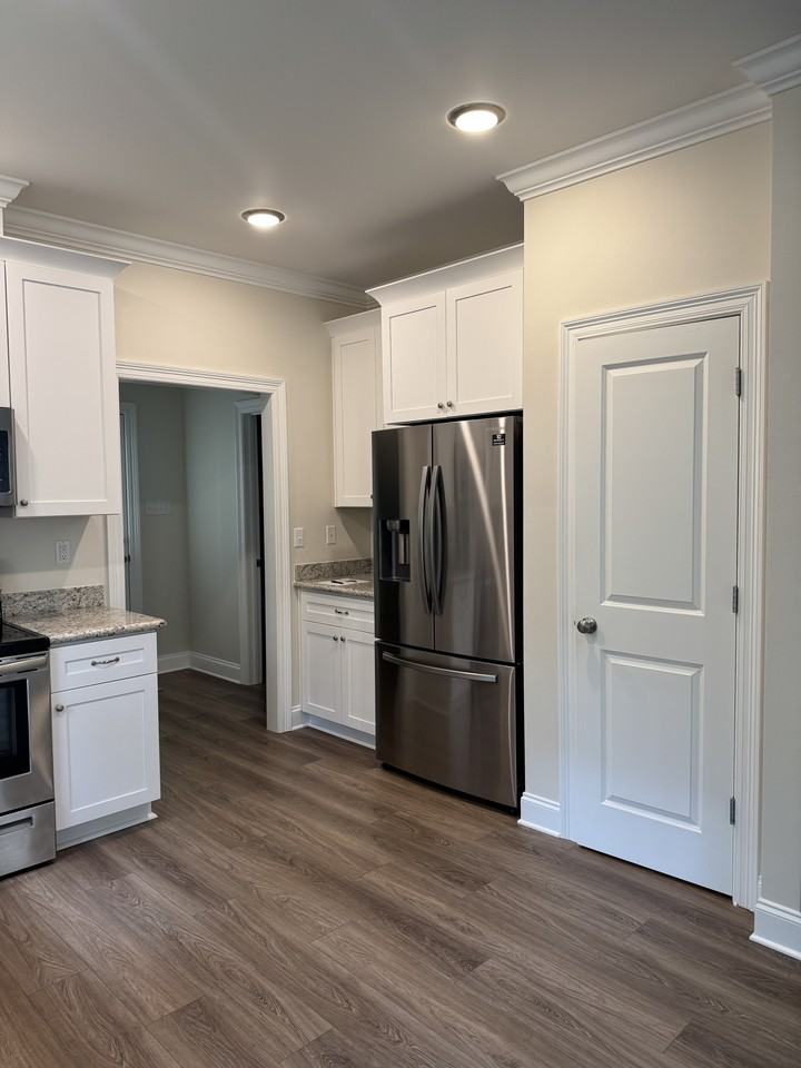1318 Jasmine St #NA - Photo 6 of 14