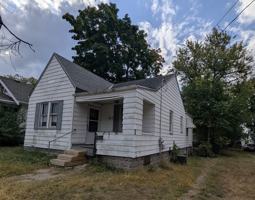 featured image of 812 W Macqueen Ave #NA