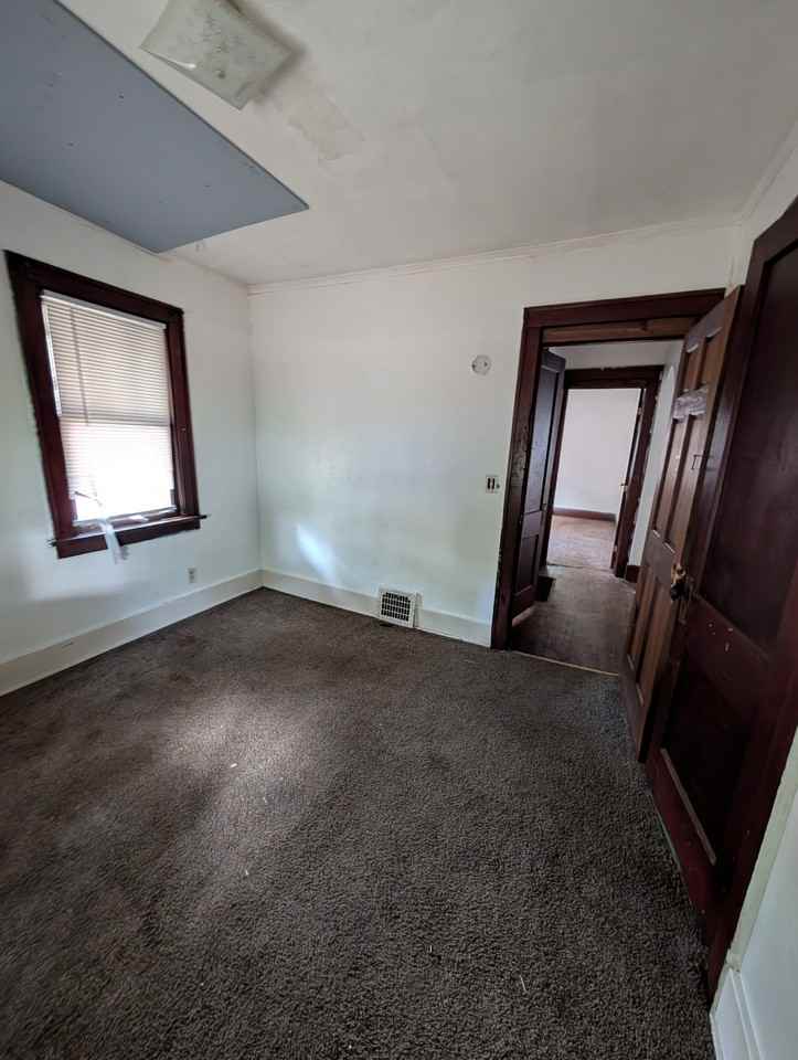 812 W Macqueen Ave #NA - Photo 5 of 14