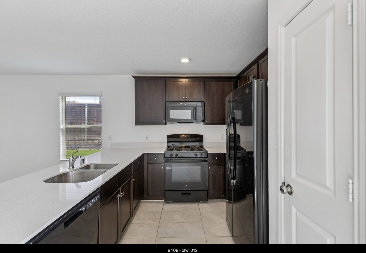 8408 Hollow Bend St #NA - Photo 5 of 16