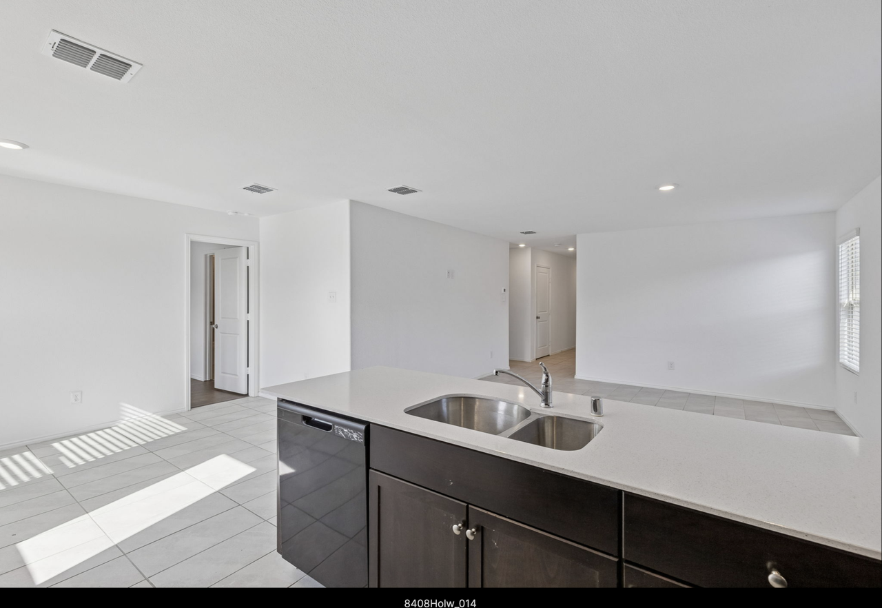 8408 Hollow Bend St #NA - Photo 6 of 16