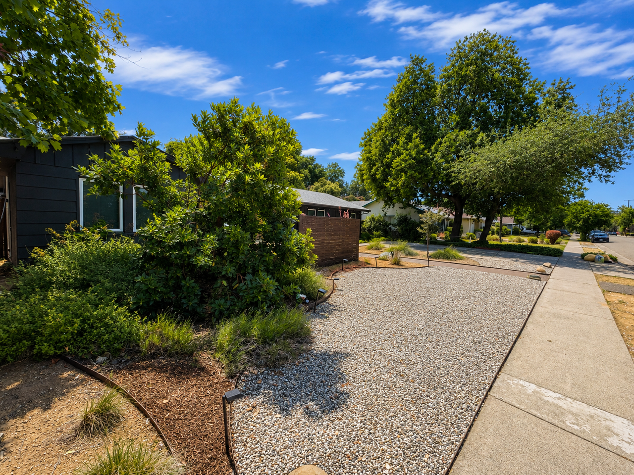 815 Gold St #815 - Photo 3 of 16