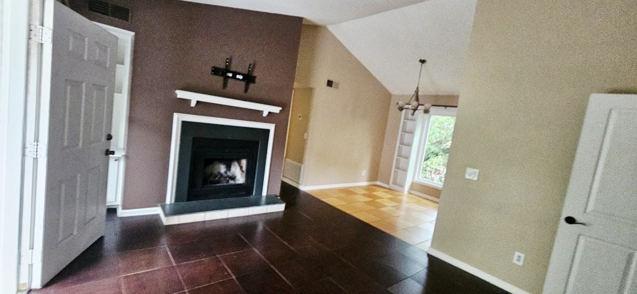 430 Queens Rd #131 - Photo 6 of 13