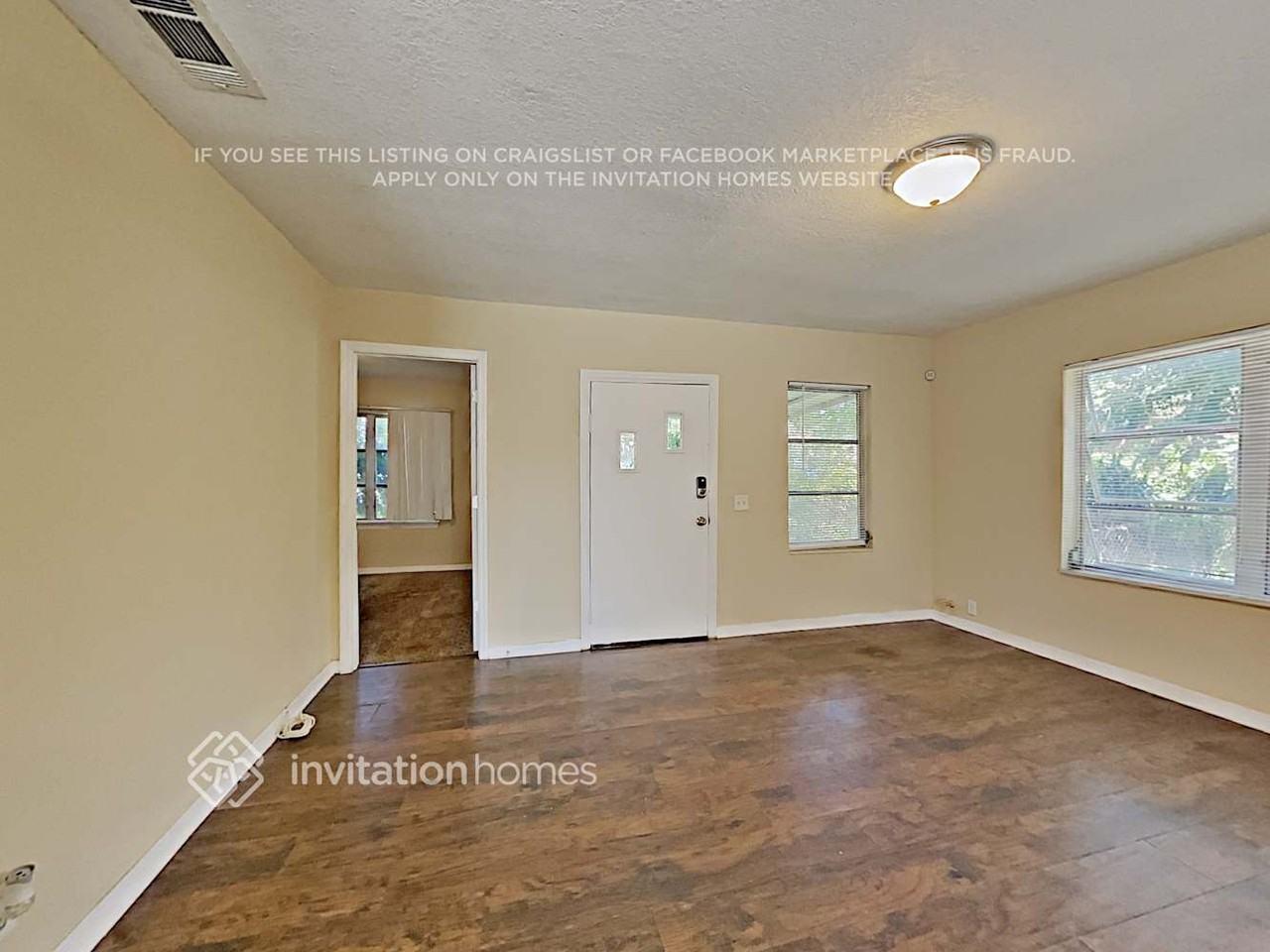 9501 N Albany Ave - Photo 3 of 18