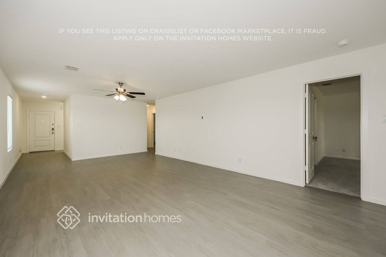 1202 Canyon Wren Dr - Photo 5 of 17