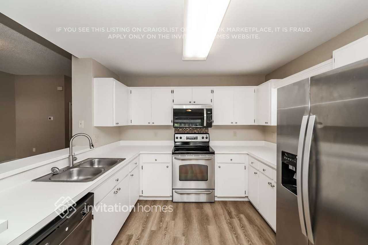 1809 Tinker Dr - Photo 6 of 17