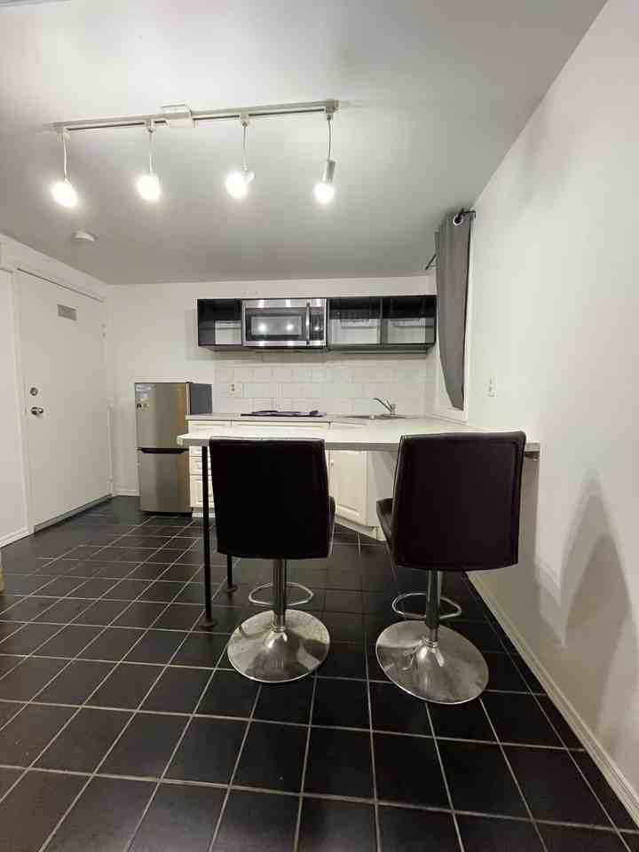 1517 Comox Street #6 - Photo 2 of 8