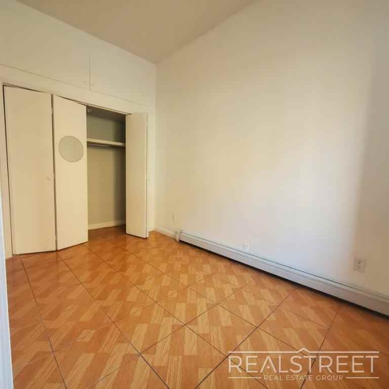 39 Debevoise St #3F - Photo 7 of 7