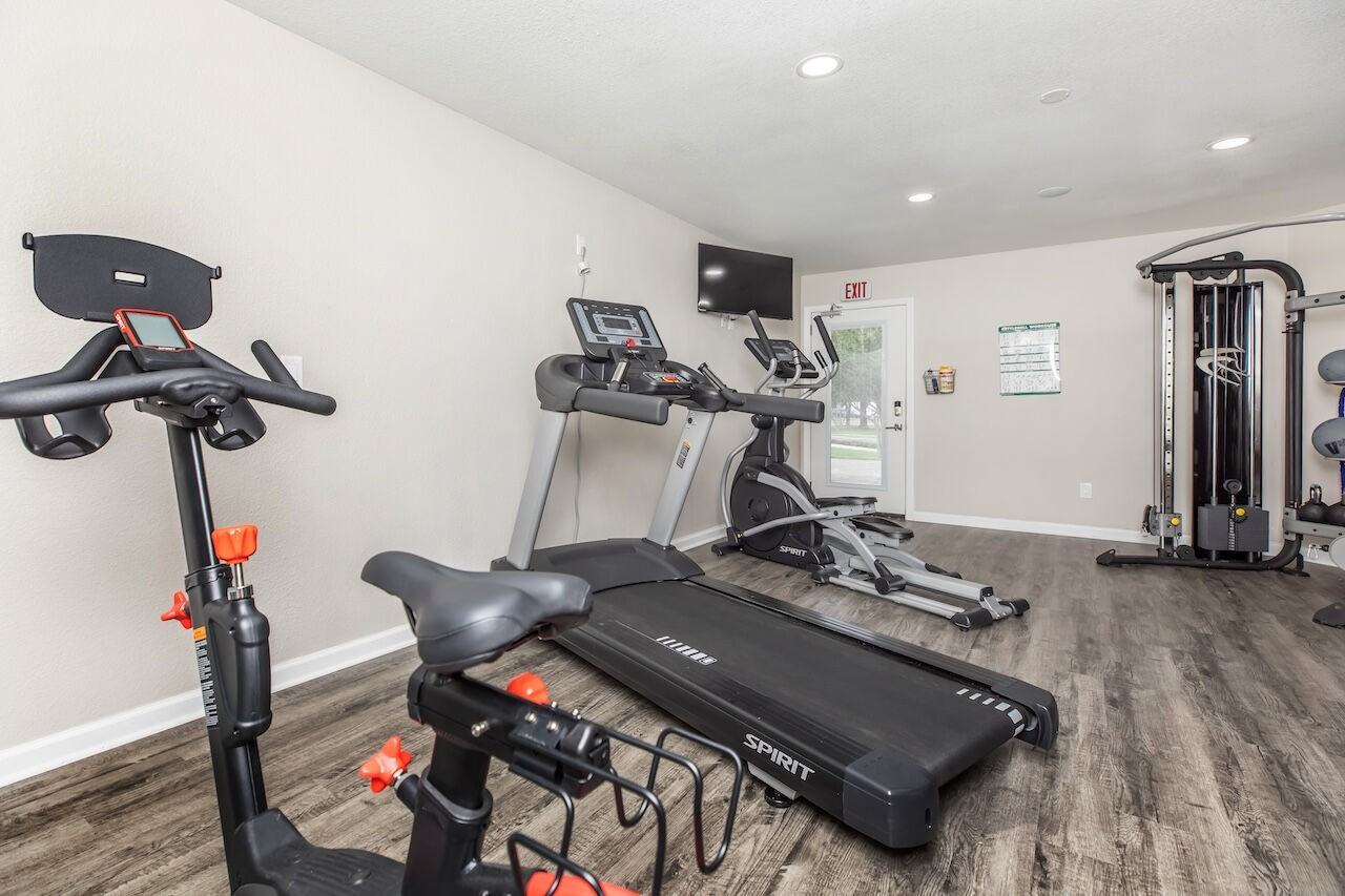 Shadow Creek Apartments - Photo 5 of 21